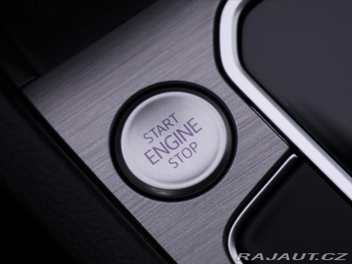 Volkswagen Passat 2,0 TDI 110kW DSG LED DPH 2022