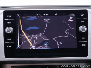 Volkswagen Passat 2,0 TDI 110kW DSG LED DPH 2022