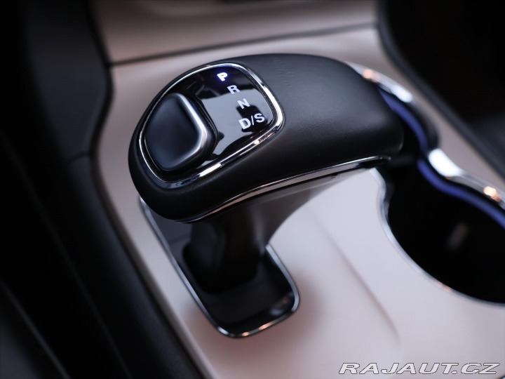 Jeep Grand Cherokee 3,0 V6 184kW 4WD Aut. Ove 2015