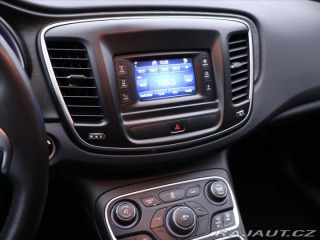 Chrysler Ostatní modely 200 2,4 MultiAir 135kW Automa 2015