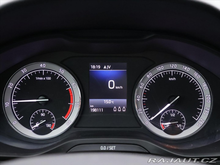 Škoda Karoq 1,0 TSI Style DPH LED Pan 2018