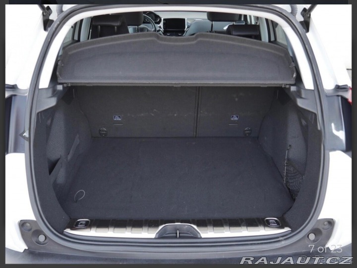 Peugeot 2008 1,2 1800