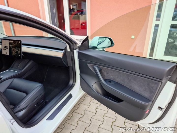 Tesla Model 3 Long Range Dual Motor 366 2021