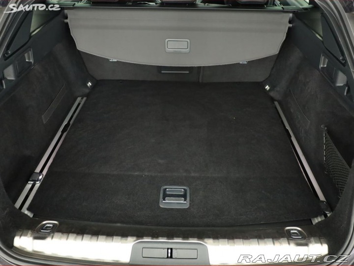 Peugeot 508 Hybrid SW 225 165kw PHEV 2021