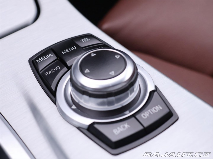 BMW 5 3,0 D M-PACKET 190KW CZ X 2012