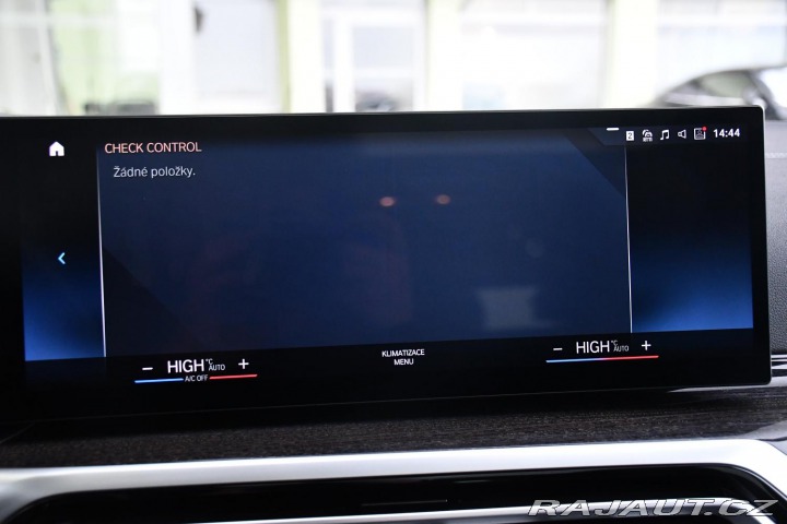 BMW 3 320d xDrive WEBASTO ACC Č 2024