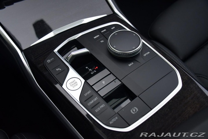BMW 3 320d xDrive WEBASTO ACC Č 2024