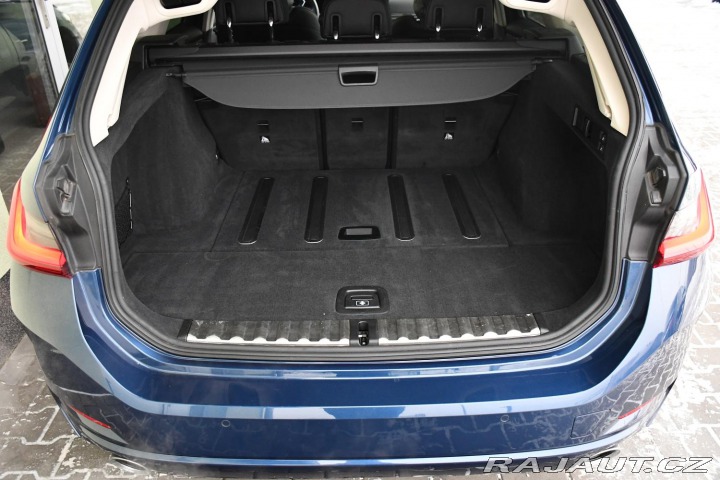 BMW 3 320d xDrive WEBASTO ACC Č 2024