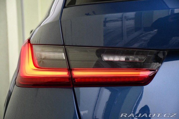 BMW 3 320d xDrive WEBASTO ACC Č 2024
