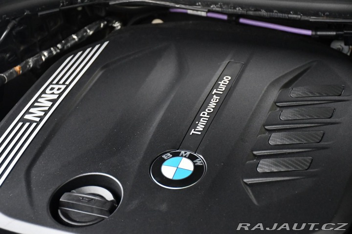 BMW 3 320D xDrive M-SPORT ČR LA 2021