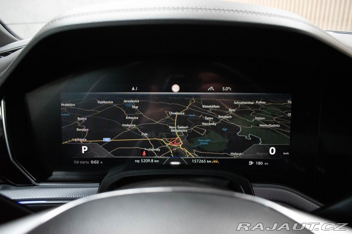 Volkswagen Touareg 3.0 TDI R-LINE*TAŽNÉ*AIR* 2020