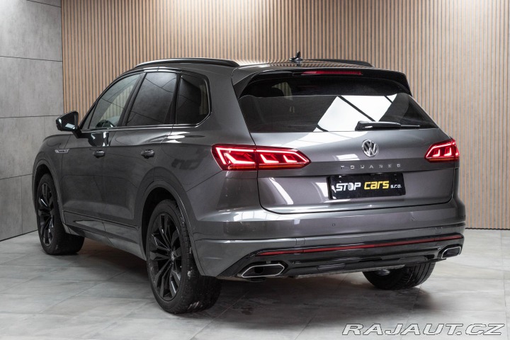 Volkswagen Touareg 3.0 TDI R-LINE*REZERVACE* 2020