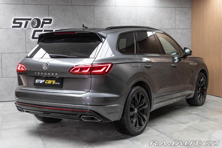 Volkswagen Touareg 3.0 TDI R-LINE*REZERVACE* 2020