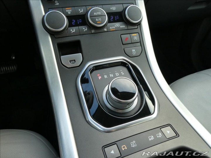 Land Rover Range Rover Evoque 2,0 TD4 SE, 1.Maj,ČR, aut 2016