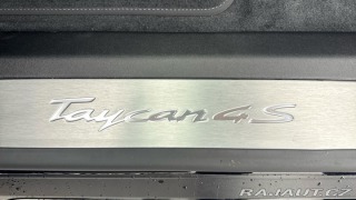 Porsche Taycan 4S Sport Tursimo 4S 2025