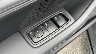 Porsche Taycan 4S Sport Tursimo 4S 2025