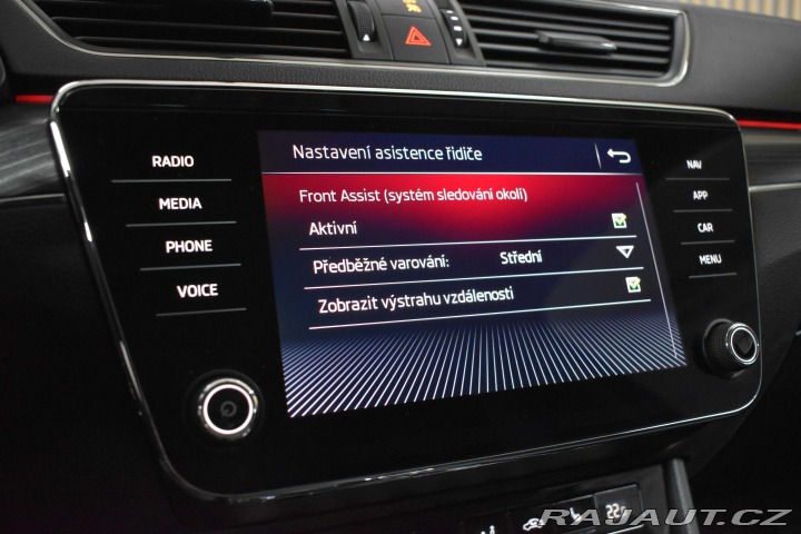 Škoda Superb 2.0 TDI REZERVACE 2020