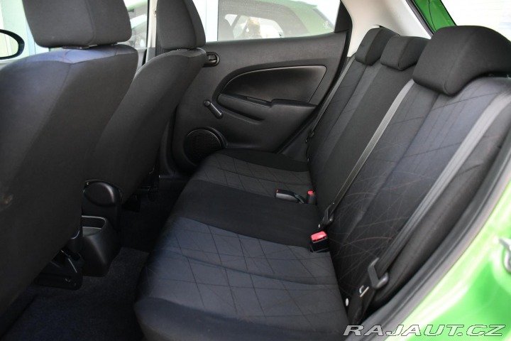Mazda 2 1.4i 2011
