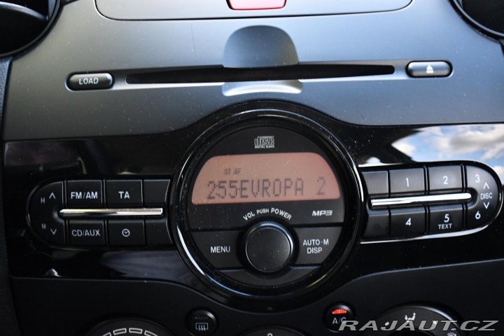 Mazda 2 1.4i 2011