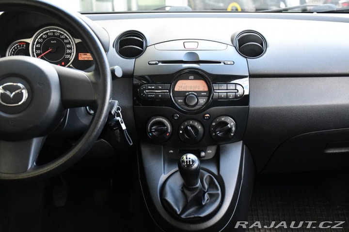 Mazda 2 1.4i 2011
