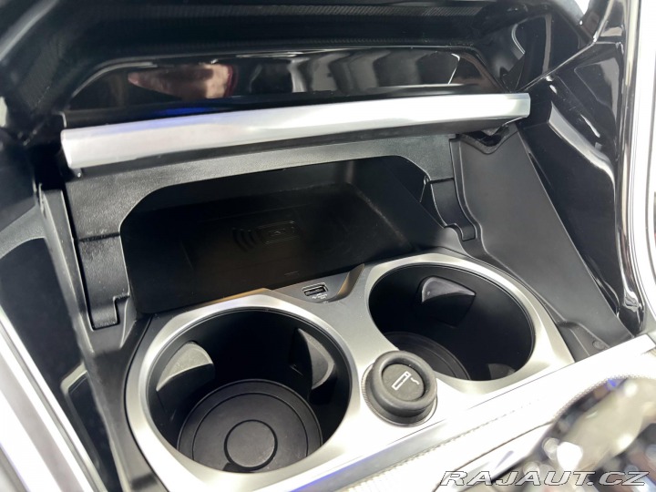 BMW 8 M850i xDrive*MaxVýbava*B& 2019