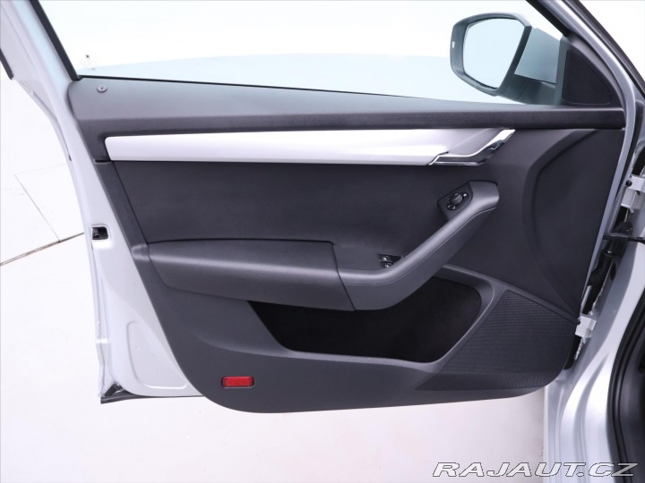 Škoda Octavia 1,6 TDI Ambition Xenon CZ 2014