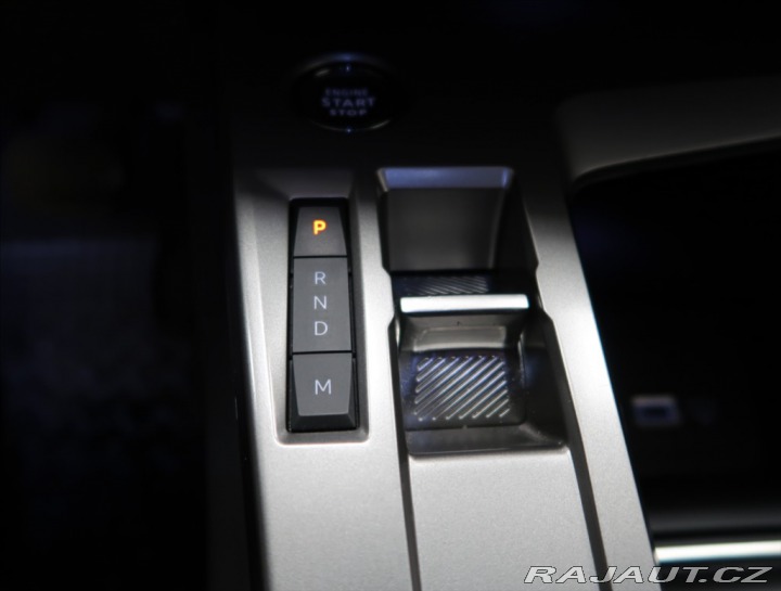 Peugeot 308 1,2 ALLURE PureTech 130 A 2024