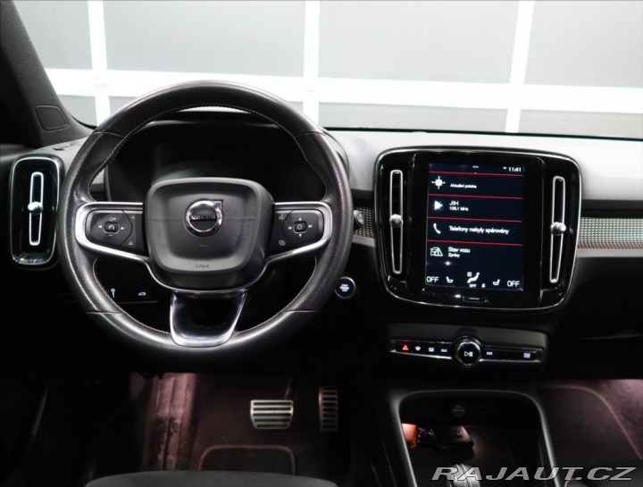 Volvo XC40 2,0 B4 AUT 2021