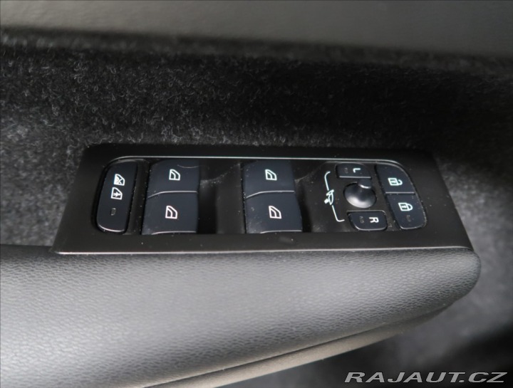 Volvo XC40 2,0 B4 AUT 2021