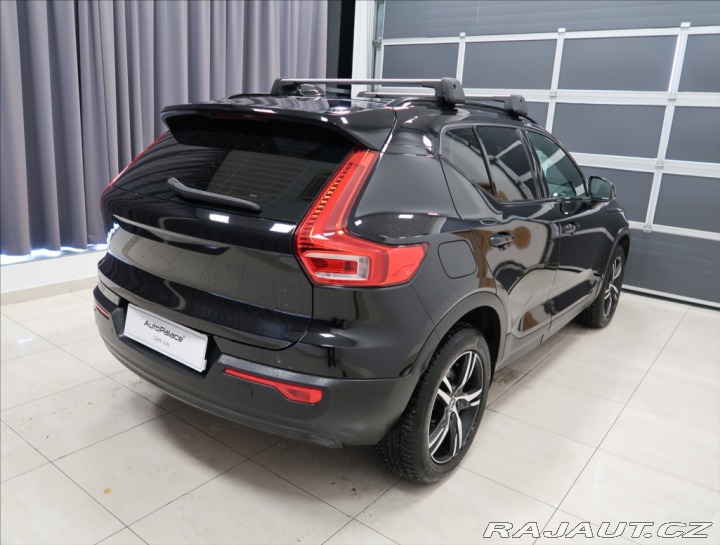 Volvo XC40 2,0 B4 AUT 2021