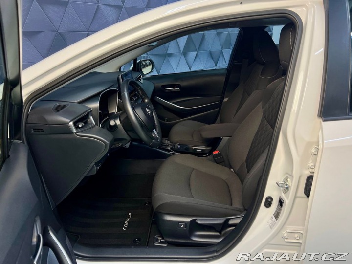 Toyota Corolla 1.5 e-CVT COMFORT, NAVIGA 2023
