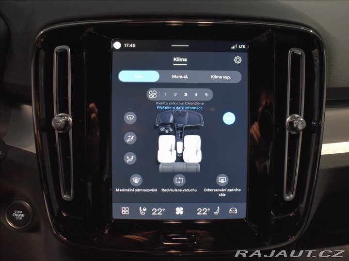 Volvo XC40 2,0 2,0 B3  Core 2025