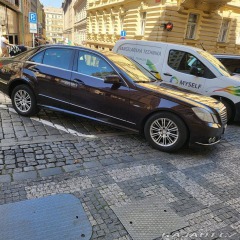 Mercedes-Benz E 2,0   E-Class 220 2009