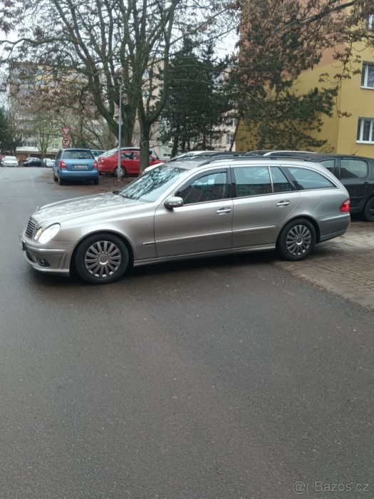 Mercedes-Benz E 2,7 e 270cdi 2003