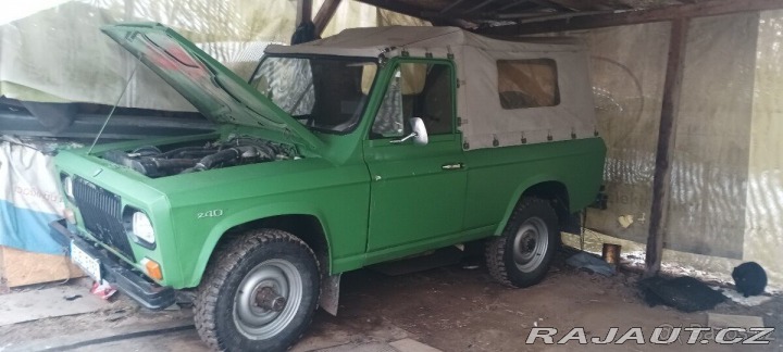 Ostatní značky Ostatní modely 2,5   Prodám aro 240 1800