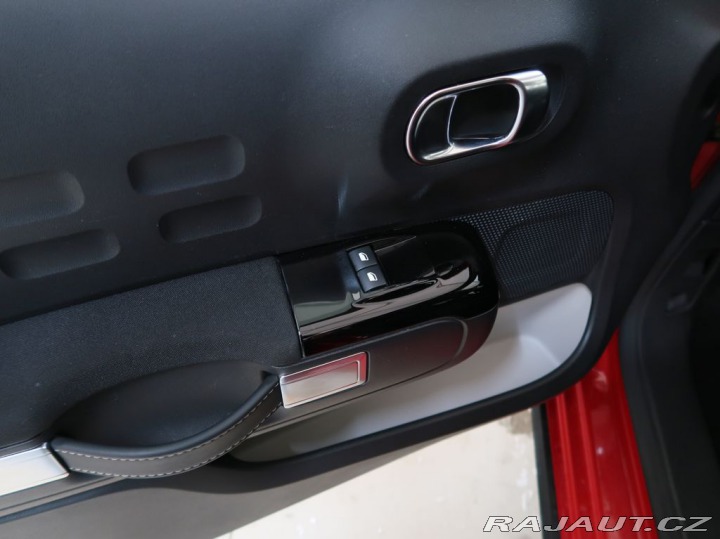 Citroën C3 1.2PureTech,81kW,MAX,MAN6 1800