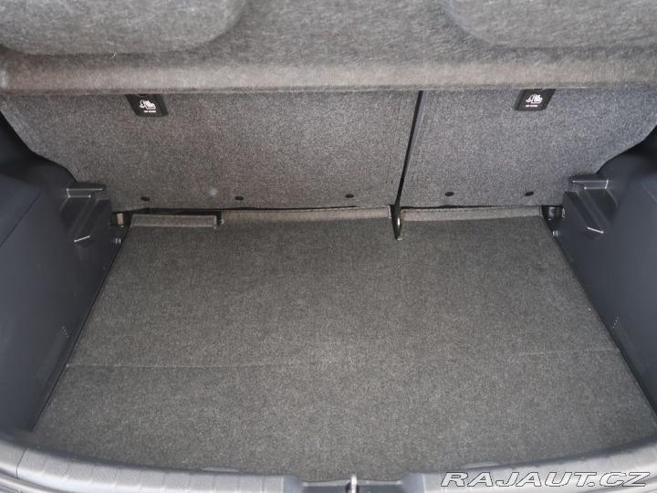 Toyota Yaris 1.5VVT-i,CZ,1Maj,Manuál,Y 2019