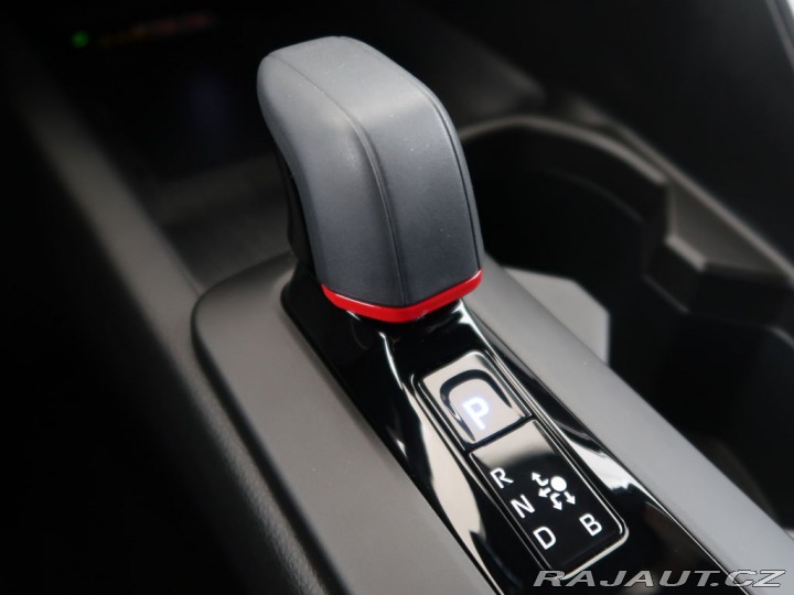 Toyota C-HR 2.0Hybrid,1Maj,CZ,4x4,GR 2024