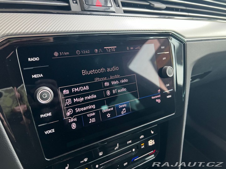 Volkswagen Passat R-line  110kW DSG Tažné 2022