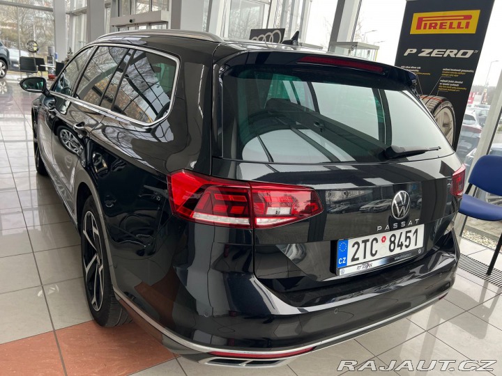 Volkswagen Passat R-line  110kW DSG Tažné 1800