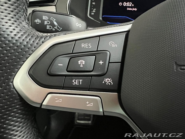 Volkswagen Passat R-line  110kW DSG Tažné 1800