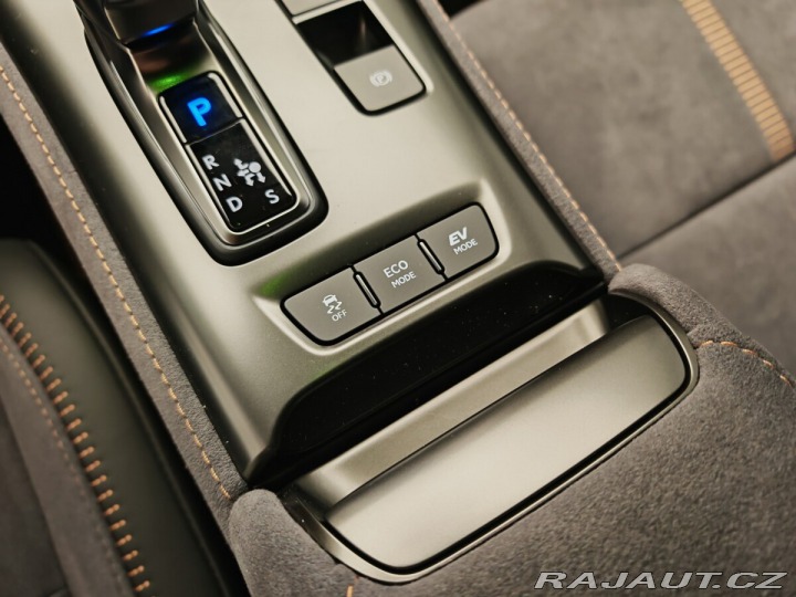 Lexus Ostatní modely LBX COOL ADVANCED 2025