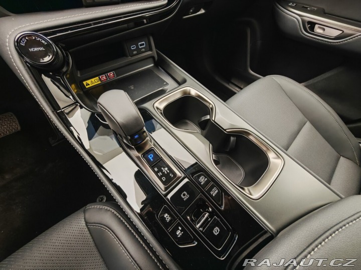 Lexus Ostatní modely NX 450h plus 450h+ Executive TOP 2025