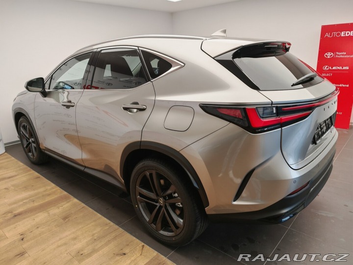 Lexus Ostatní modely NX 450h plus 450h+ Executive TOP 2025