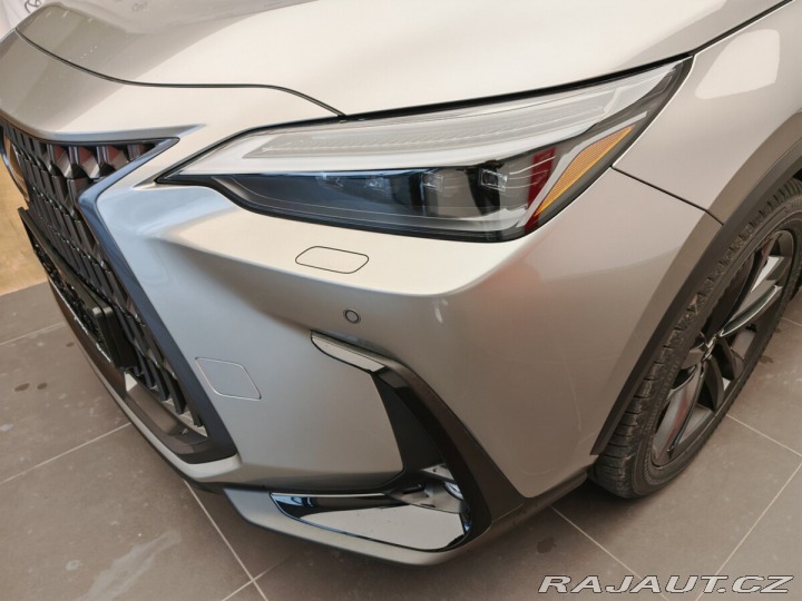 Lexus Ostatní modely NX 450h plus 450h+ Executive TOP 2025
