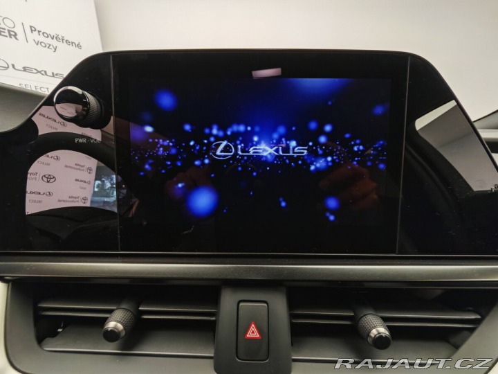 Lexus Ostatní modely UX 300h Business TECH 2024