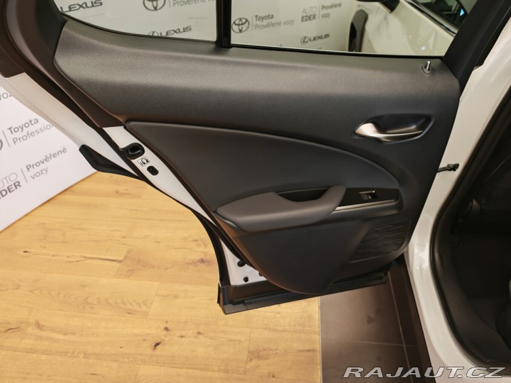 Lexus Ostatní modely UX 300h Business TECH 2025