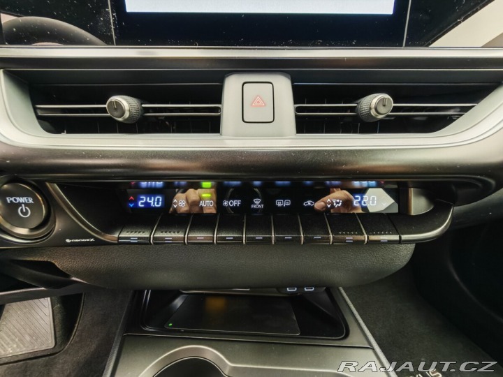 Lexus Ostatní modely UX 300h Business TECH 2024
