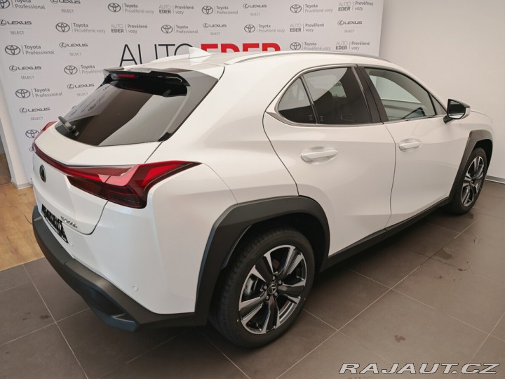 Lexus Ostatní modely UX 300h Business TECH 2025