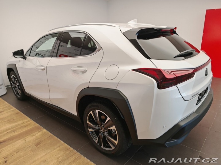 Lexus Ostatní modely UX 300h Business TECH 2025